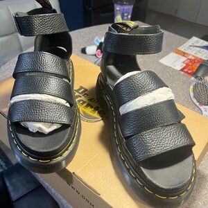 Dr. Martens womans sandals